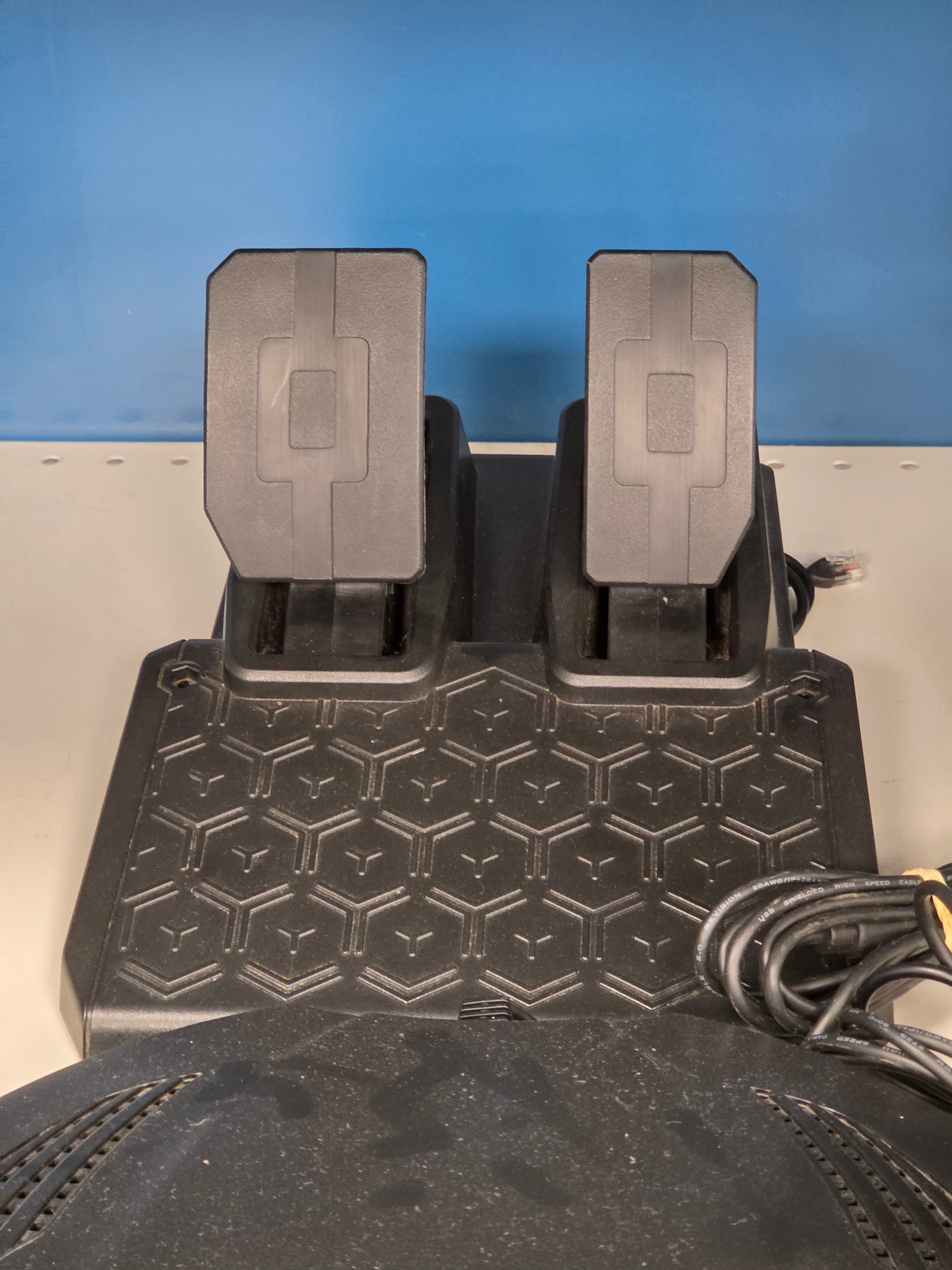 Volant Thrustmaster Ferrari 458